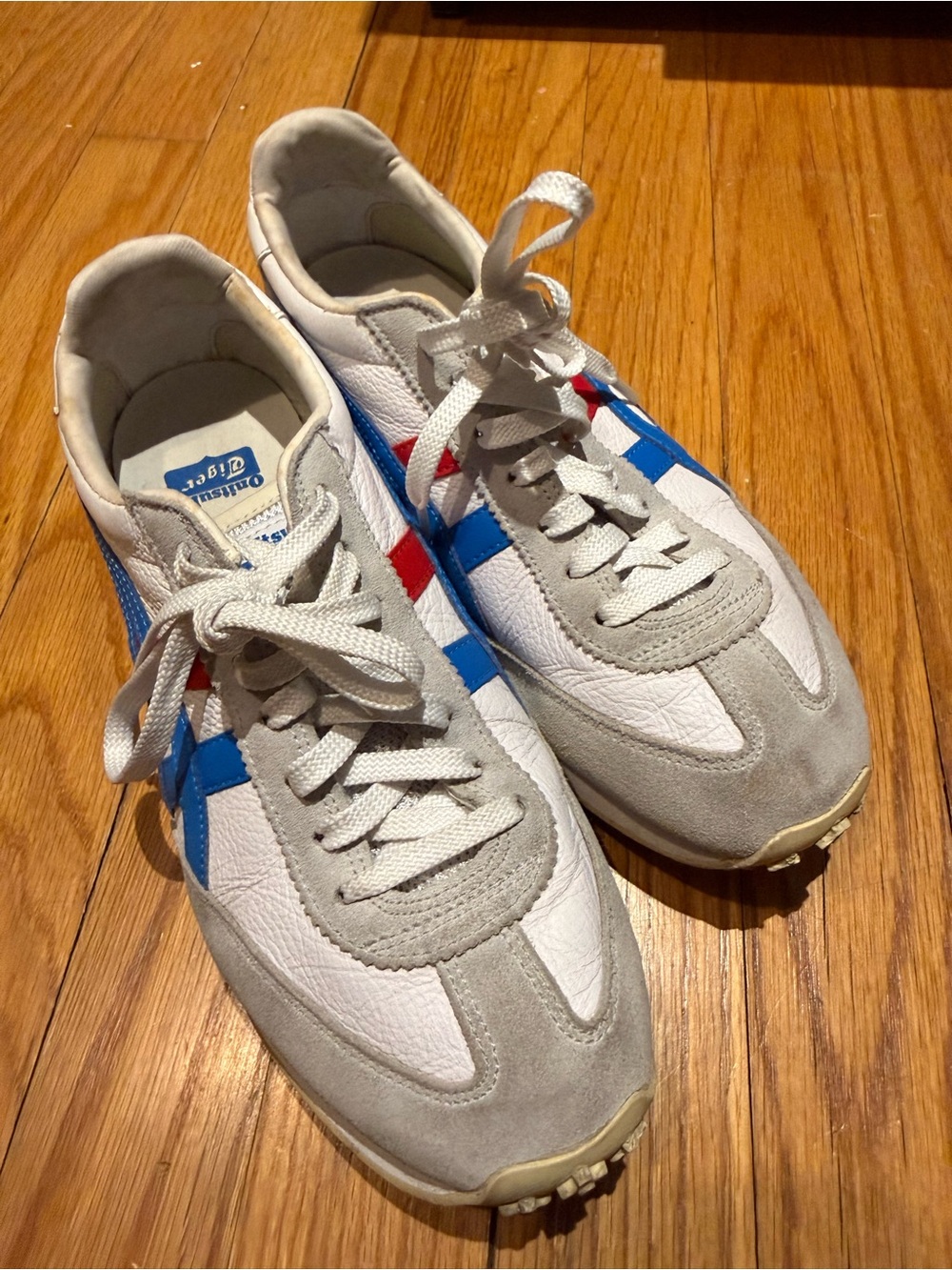 Onitsuka Tiger EDR 78 sneakers in the White/Directoire Blue colorway
